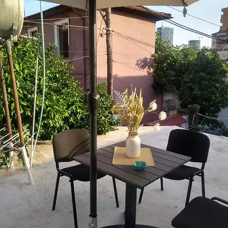 Traditional * Tirana